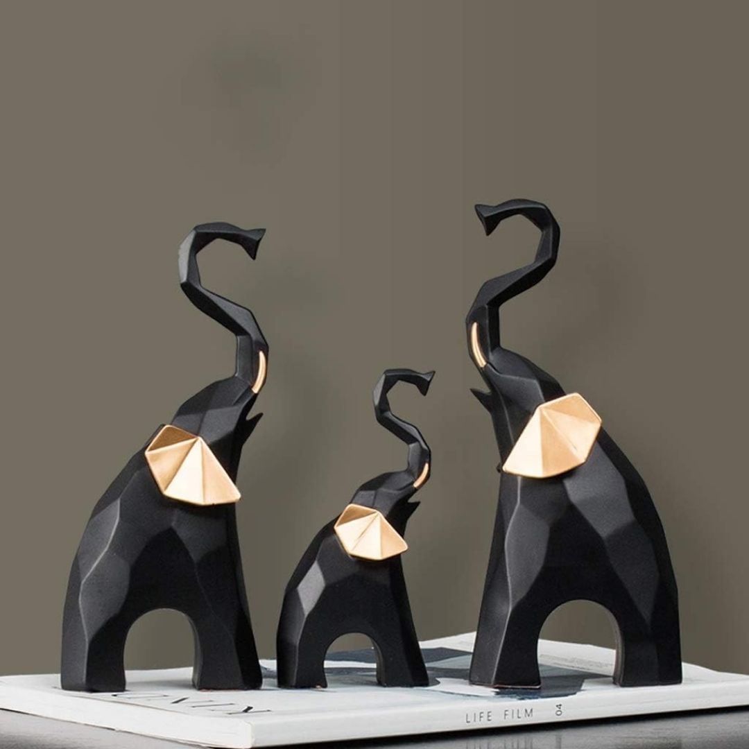 Majestic Mammoths Table Décor FI